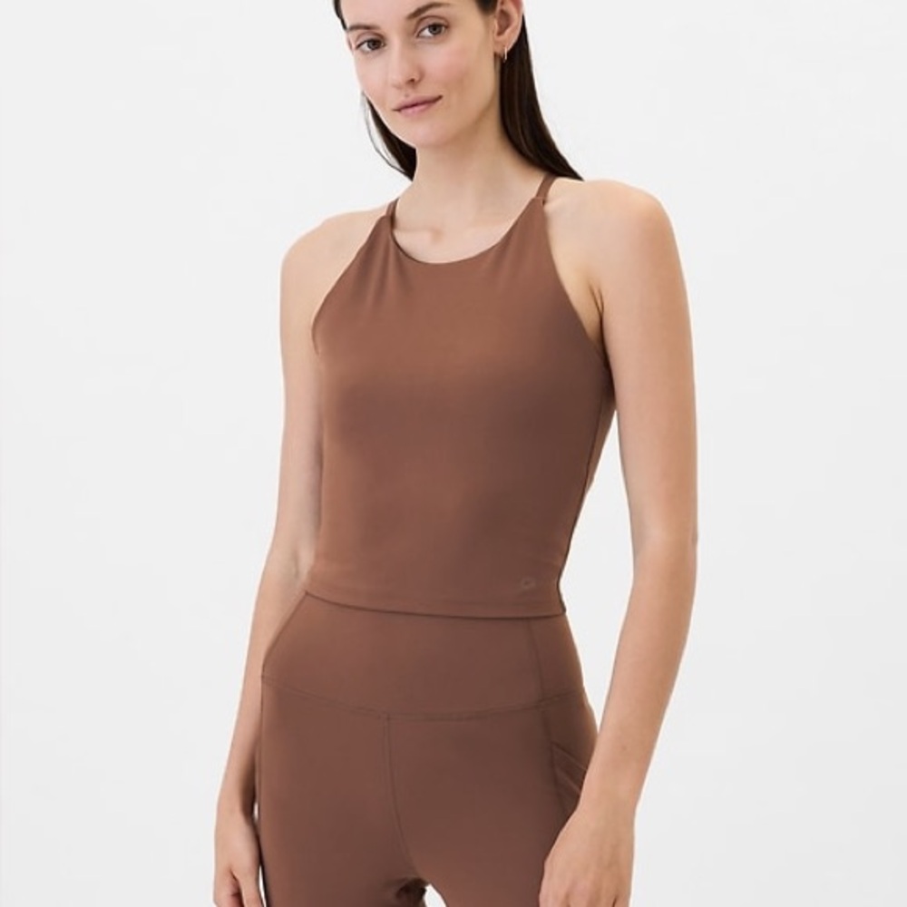 GapFit Studio Longline Sports Bra